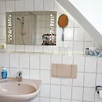 منزل للإقامة Mit Seeblick *